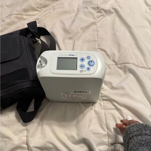 One G5 Portable Oxygen Concentrator - White